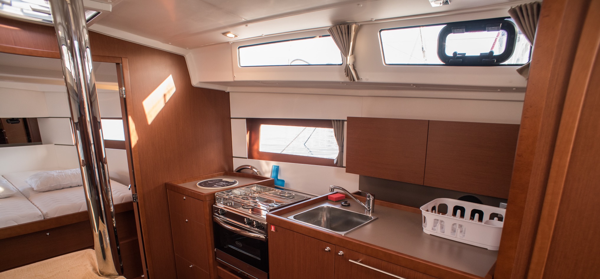 Oceanis 38.1 — photo 5