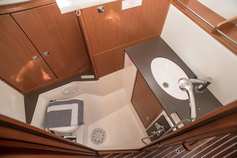 Bavaria Cruiser 37 — photo 4