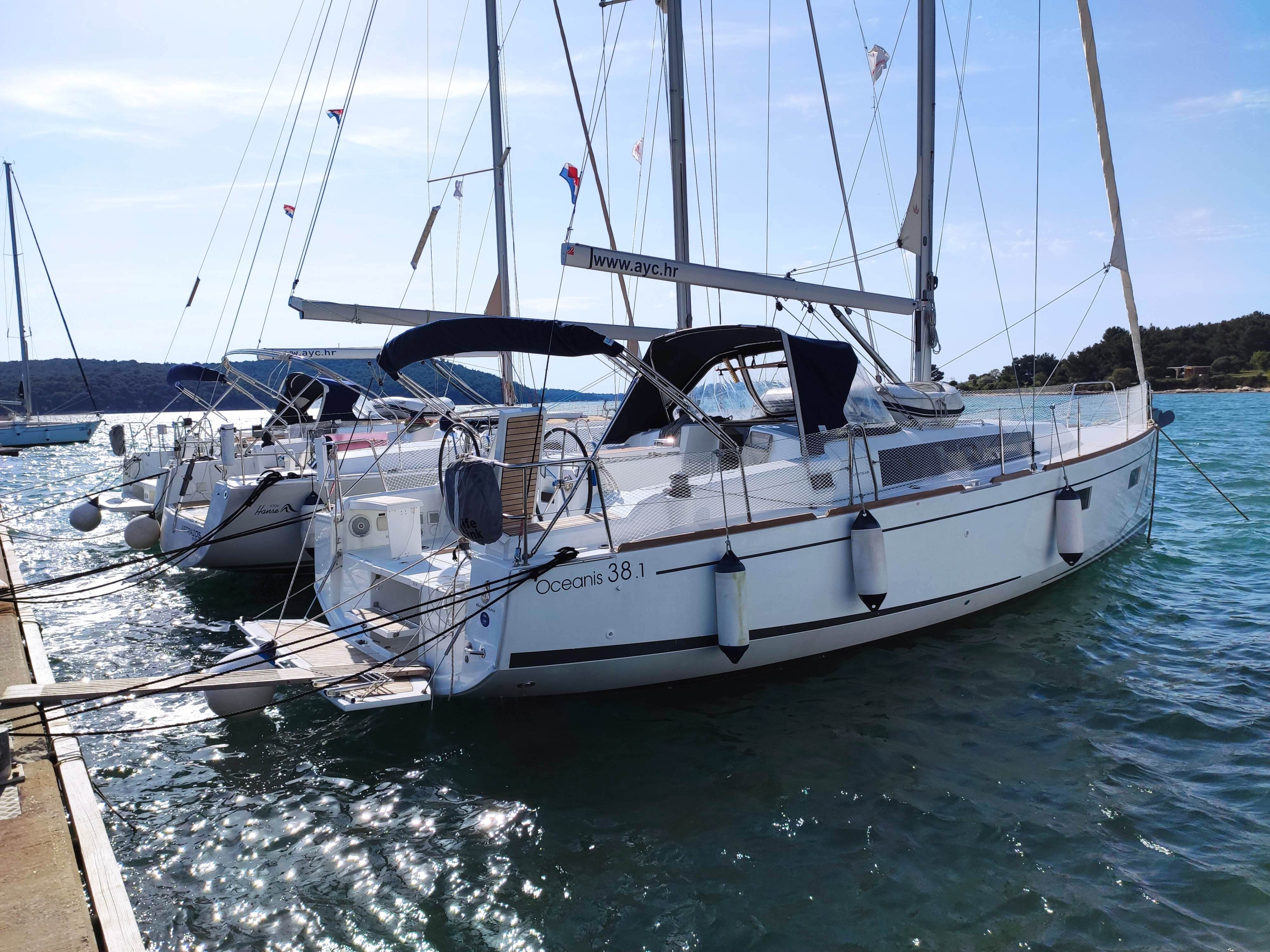 Oceanis 38.1 — photo 6