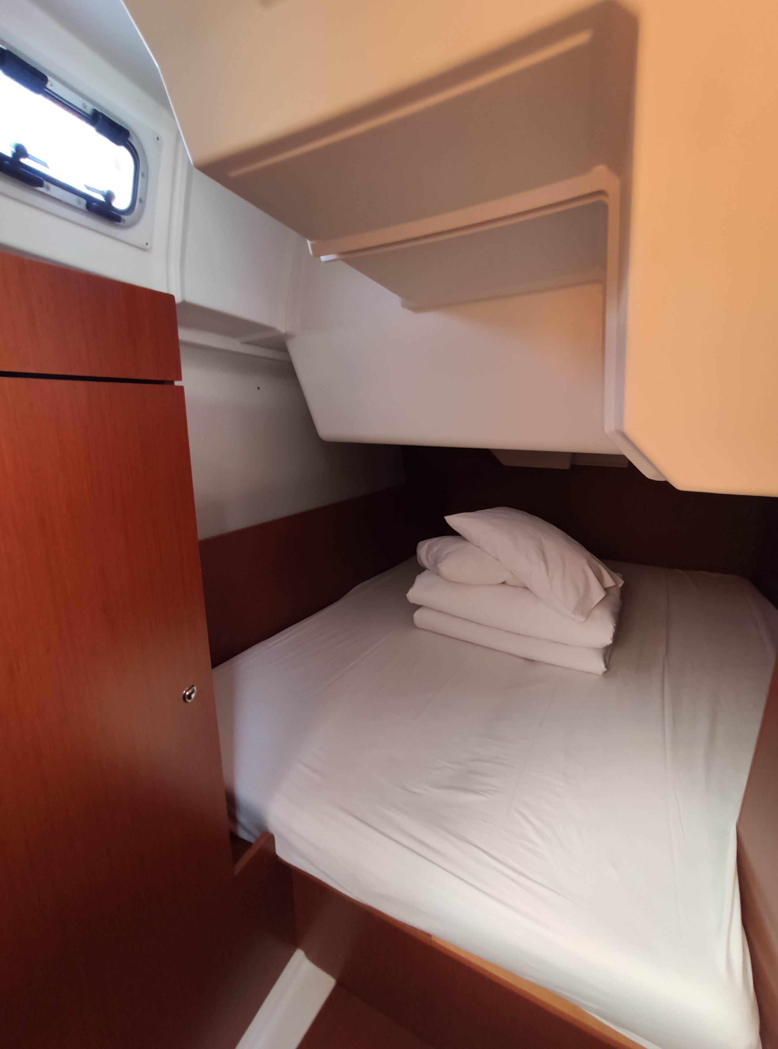 Oceanis 38.1 — photo 17