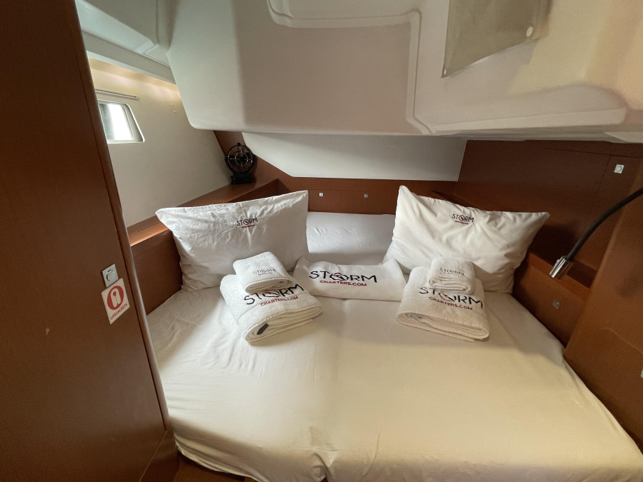Oceanis 45 — photo 15