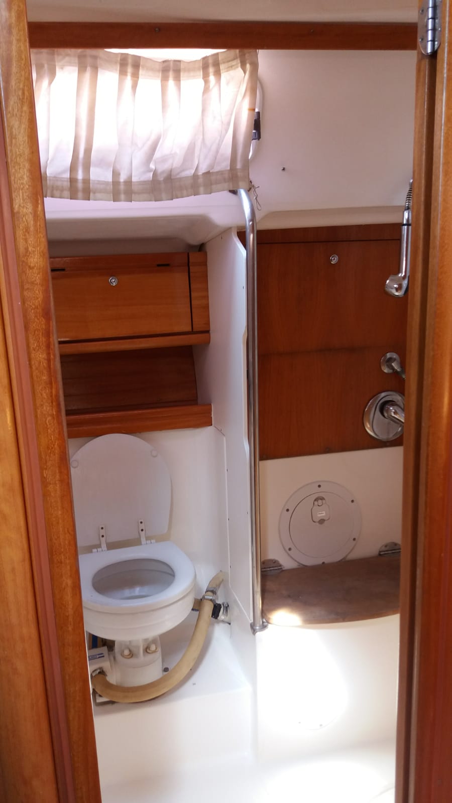 Bavaria 46 Cruiser — photo 18