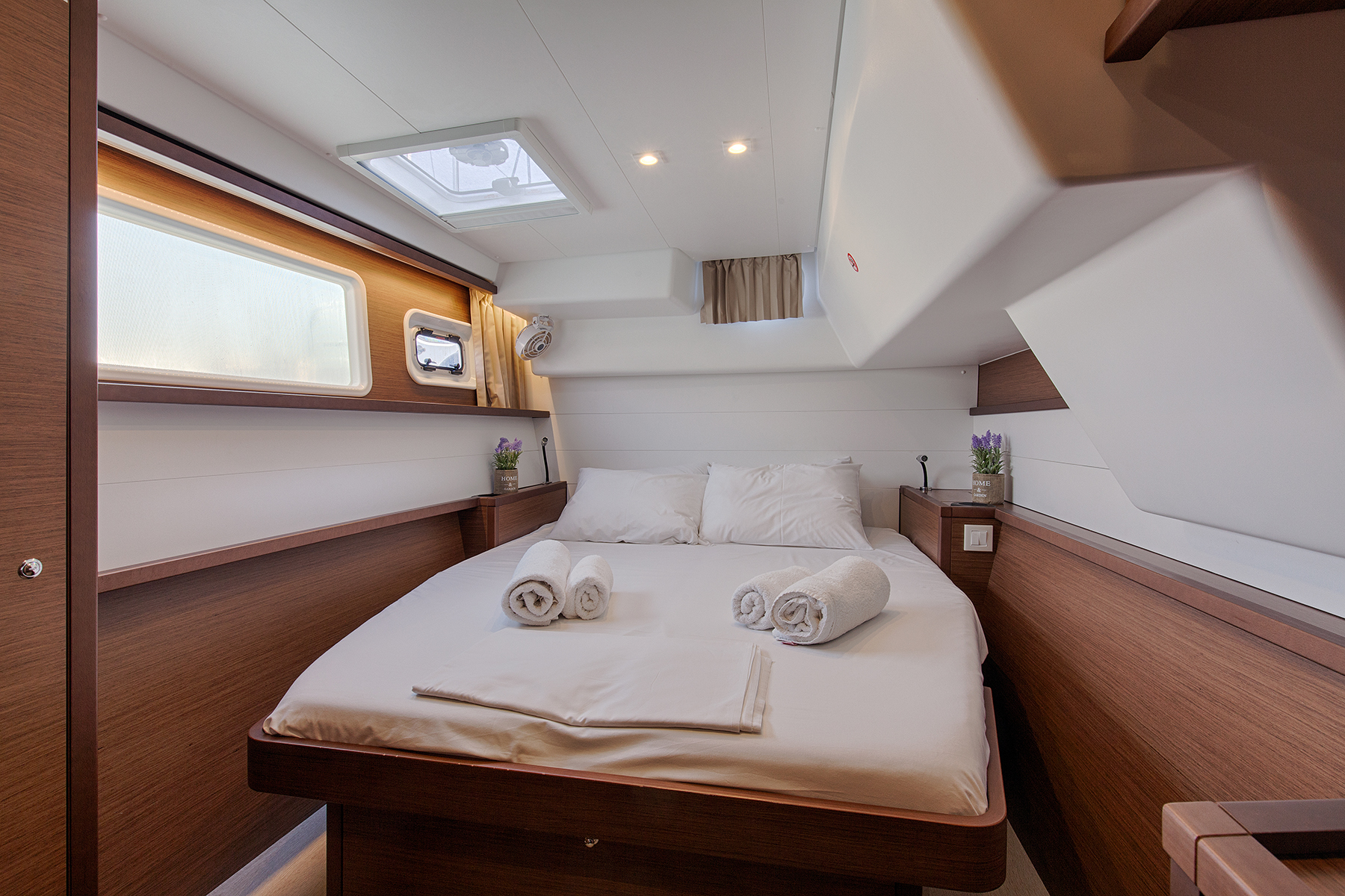 Lagoon 450 Flybridge — photo 22