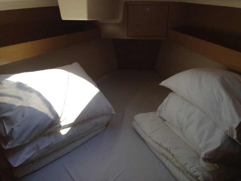 Elan 350 — photo 8
