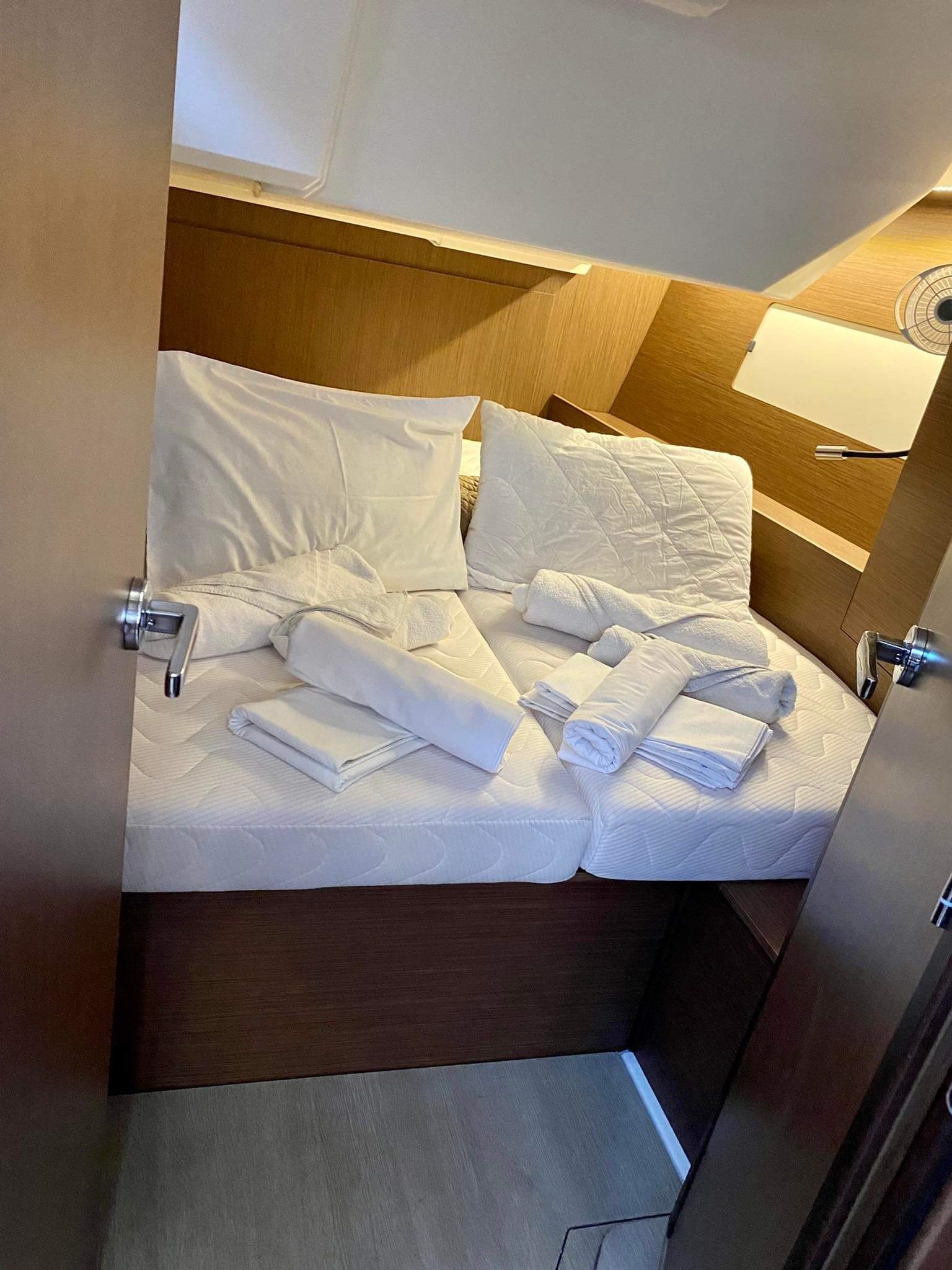 Oceanis 46.1 — photo 11