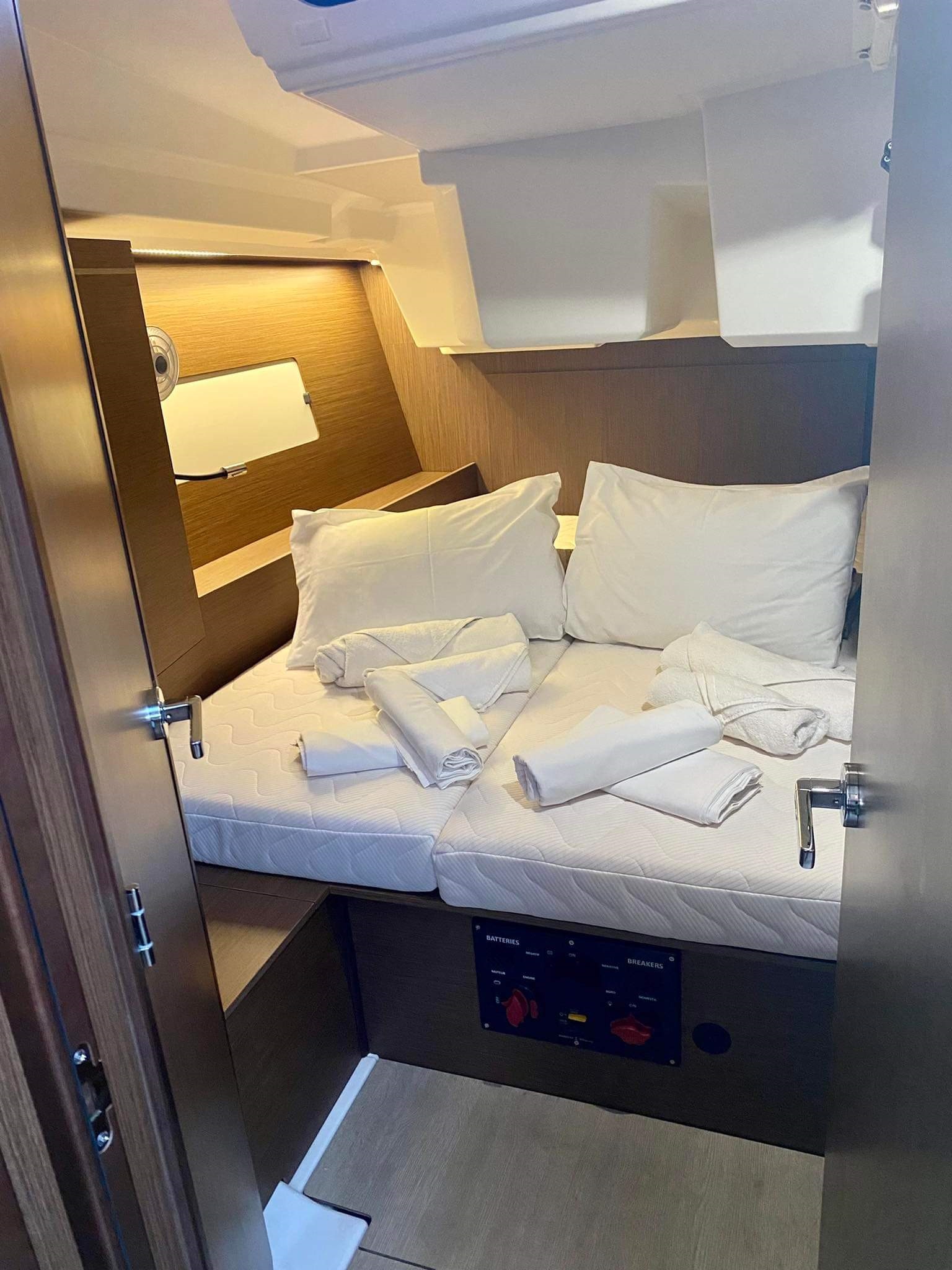 Oceanis 46.1 — photo 10