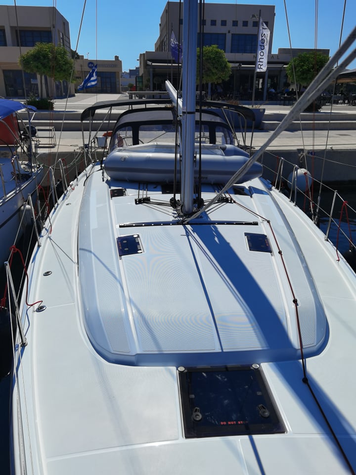 Oceanis 40.1 — photo 11