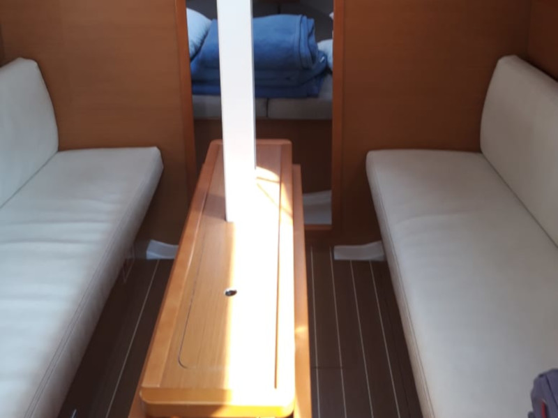Sun Odyssey 33i — photo 4