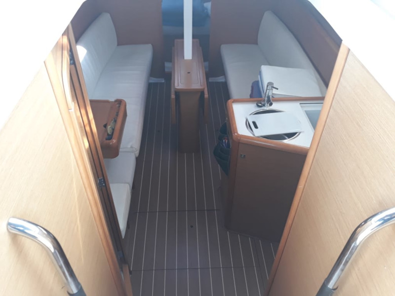 Sun Odyssey 33i — photo 5