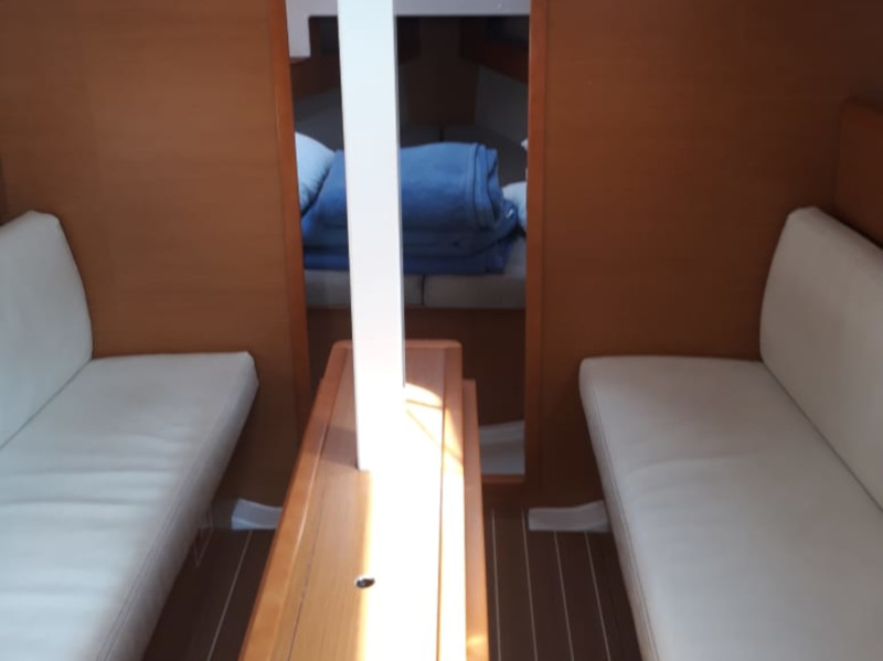 Sun Odyssey 33i — photo 5