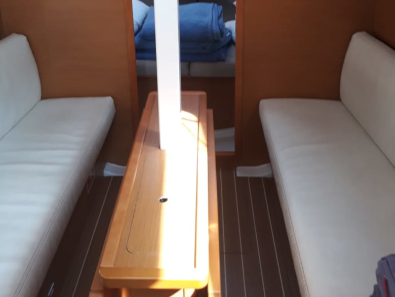 Sun Odyssey 33i — photo 6