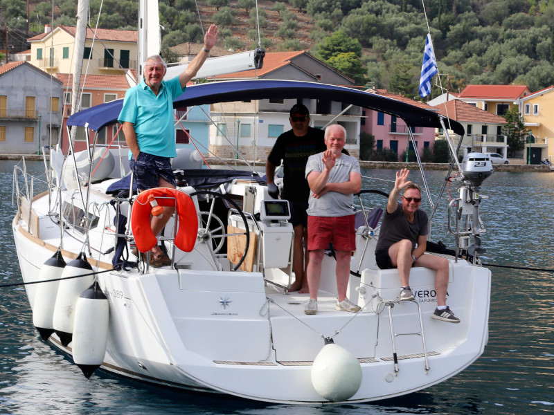 Sun Odyssey 389 — photo 1