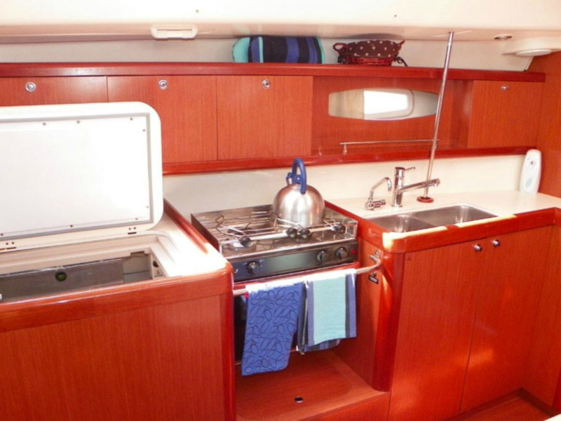 Oceanis 43 — photo 3