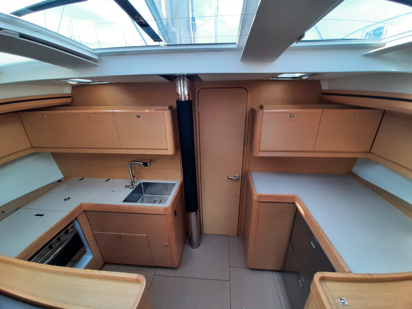 Dufour 520 Grand Large — photo 8