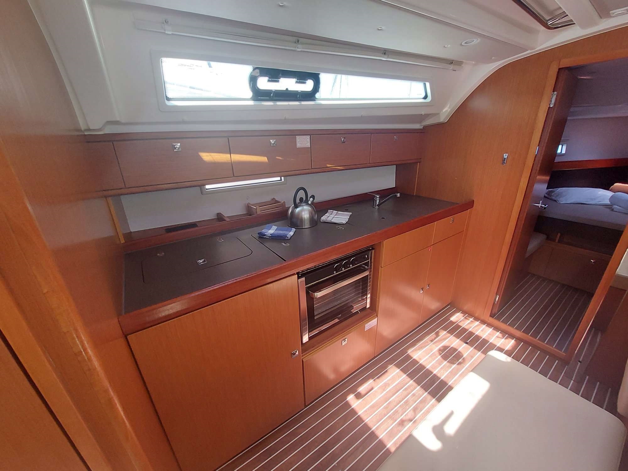 Bavaria Cruiser 41 — photo 2