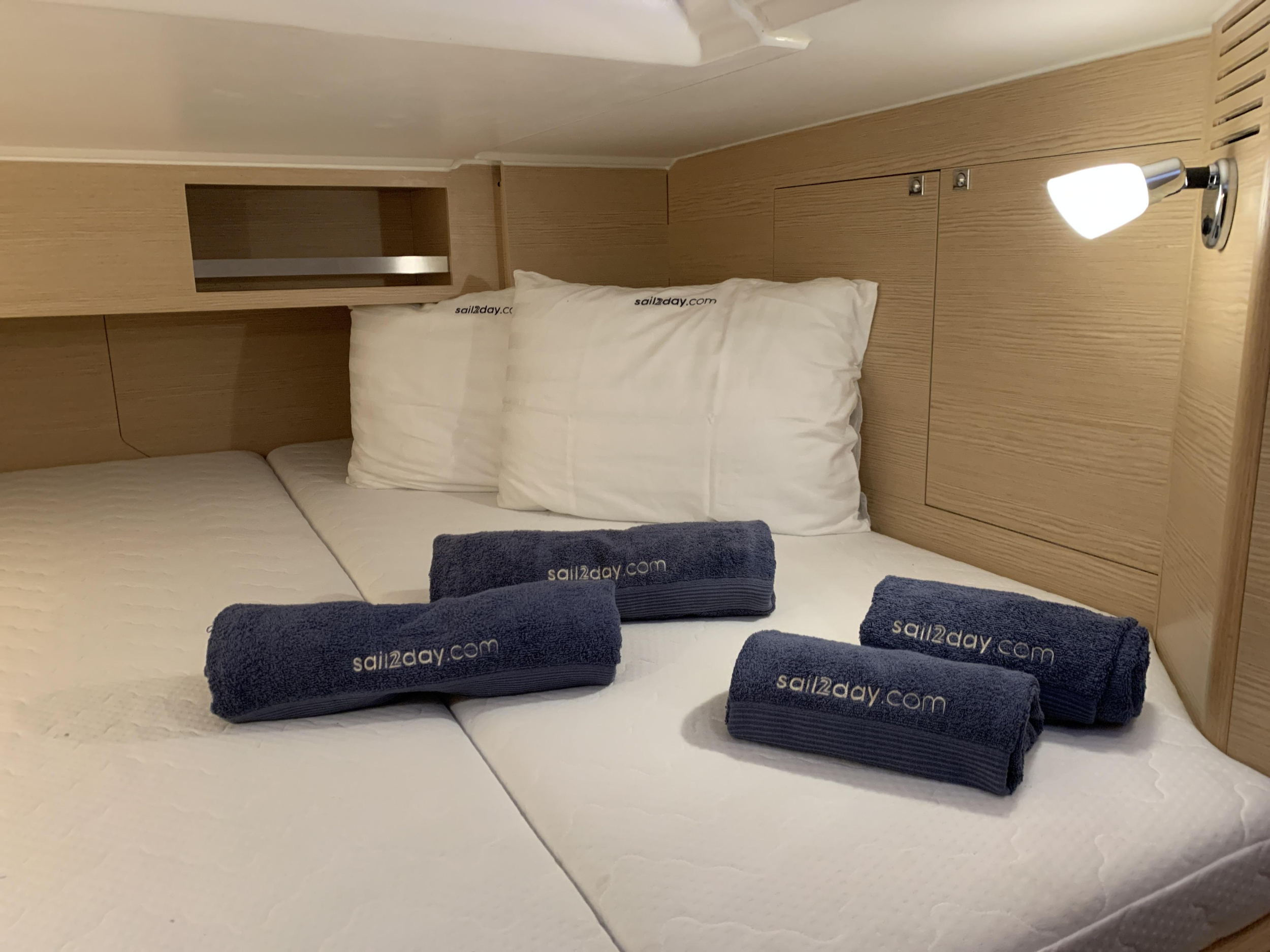 Dufour 430 — photo 16