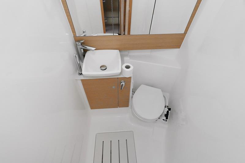 Dufour 430 — photo 11