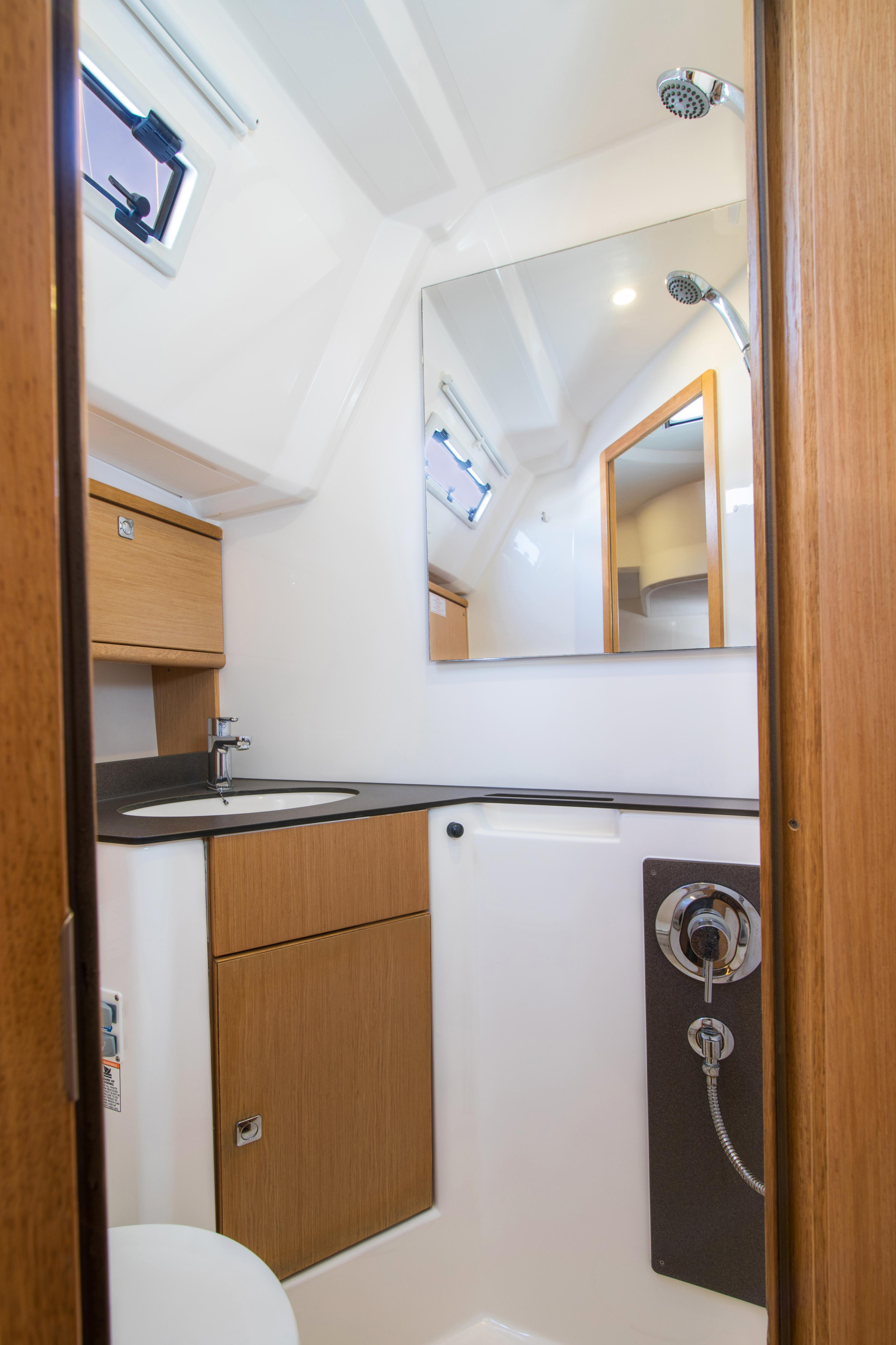 Bavaria Cruiser 46 — photo 6