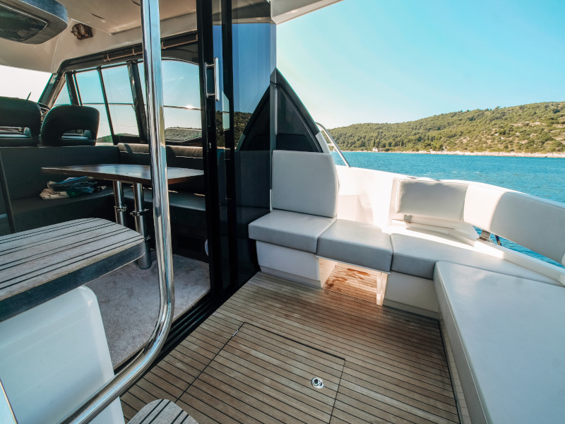 Bavaria R40 FLY — photo 8