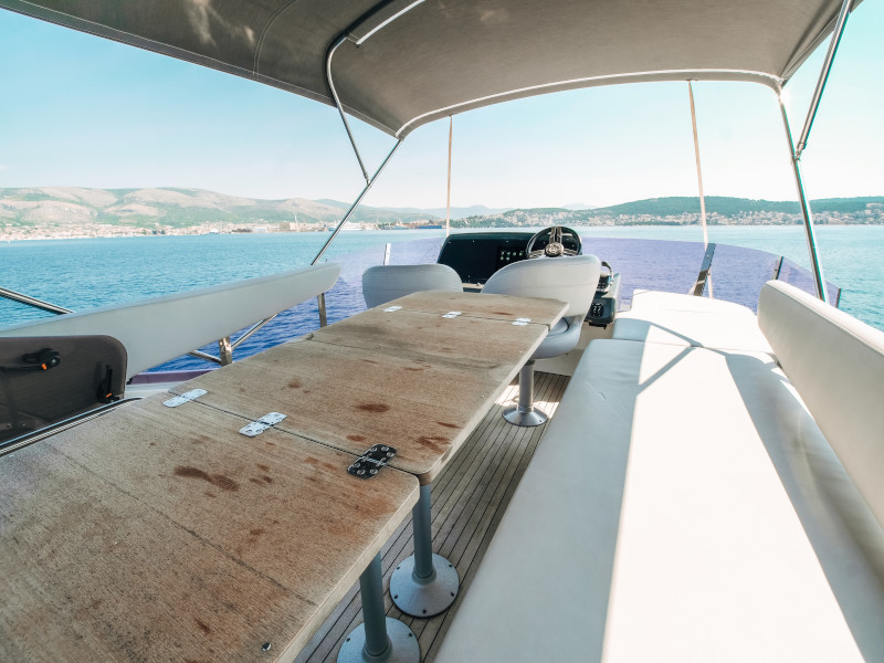 Bavaria R40 FLY — photo 20