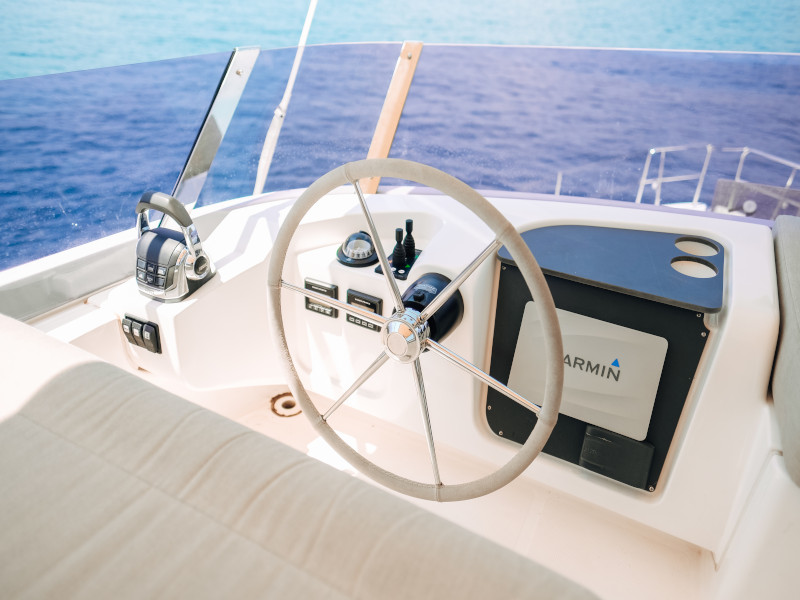 Bavaria E40 Fly — photo 7
