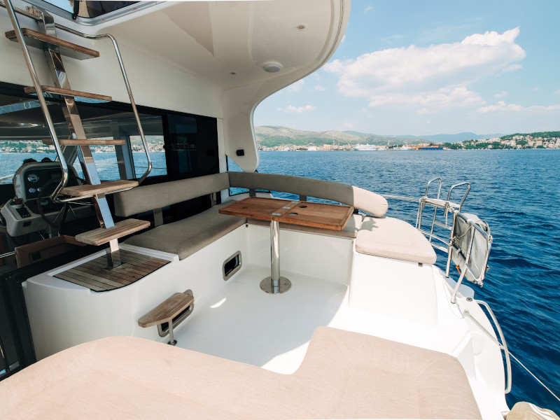 Bavaria E40 Fly — photo 17