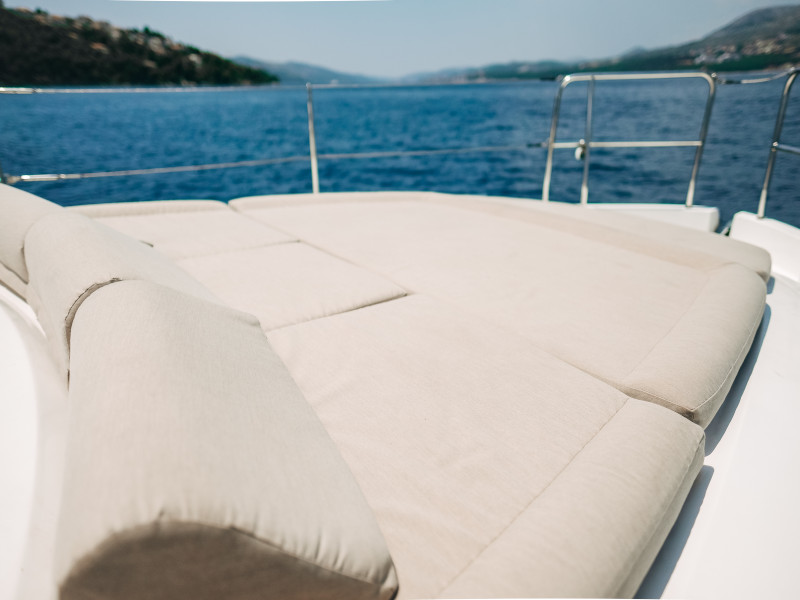 Bavaria E40 Fly — photo 18