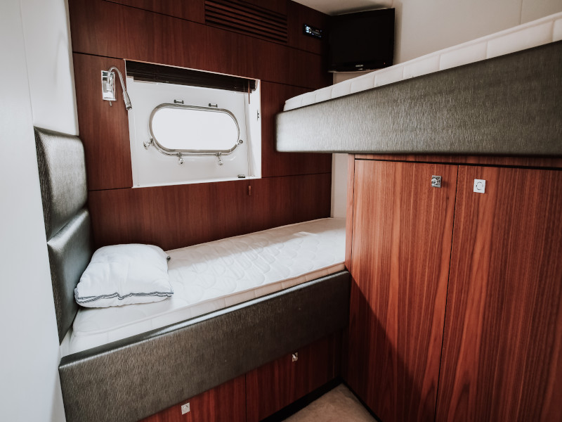 Sunseeker Predator 64 — photo 28
