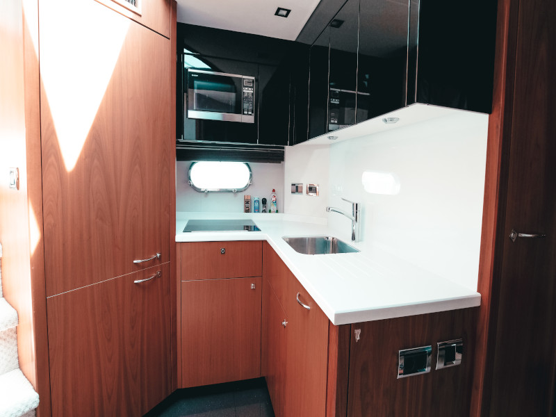 Sunseeker Predator 64 — photo 27