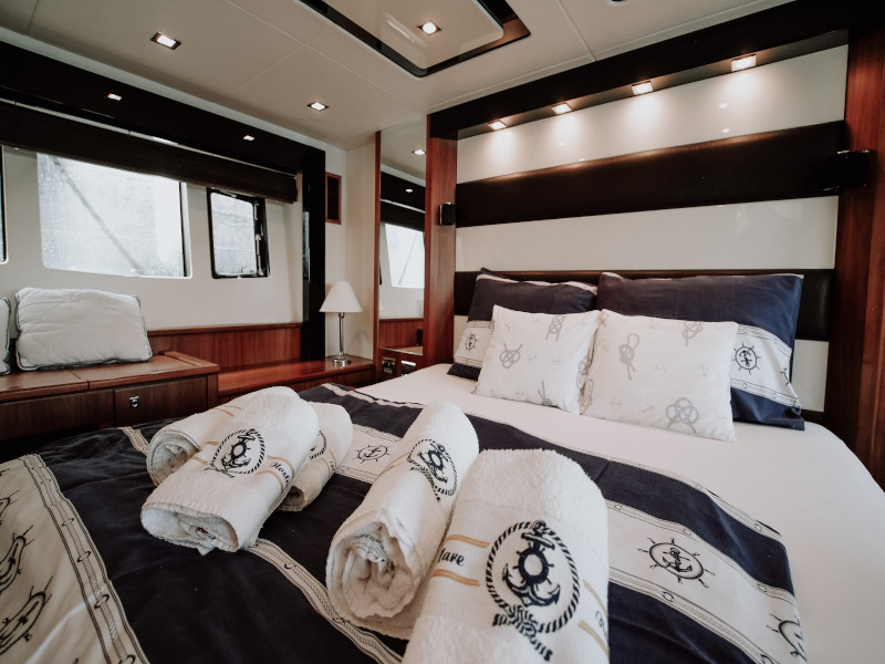 Sunseeker Predator 64 — photo 11