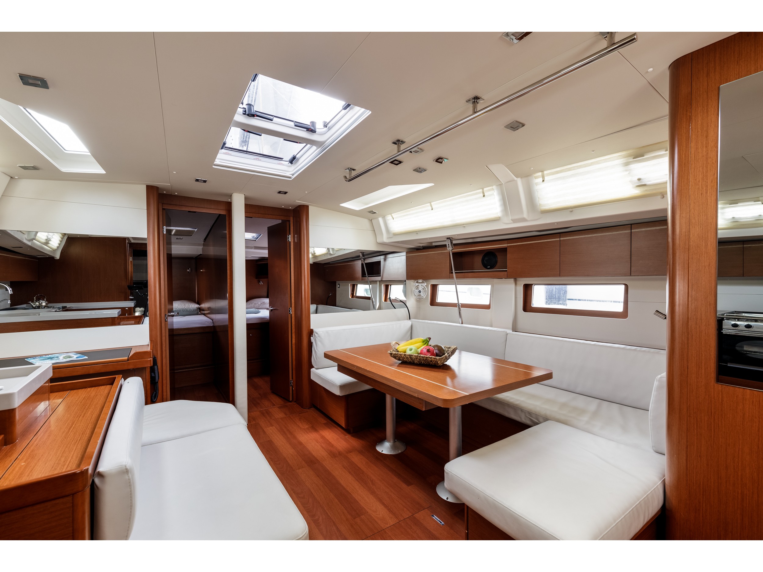 Oceanis 51.1 — photo 10