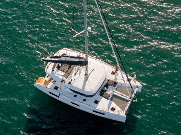 LAGOON 46 / 4 CABINS — photo 1