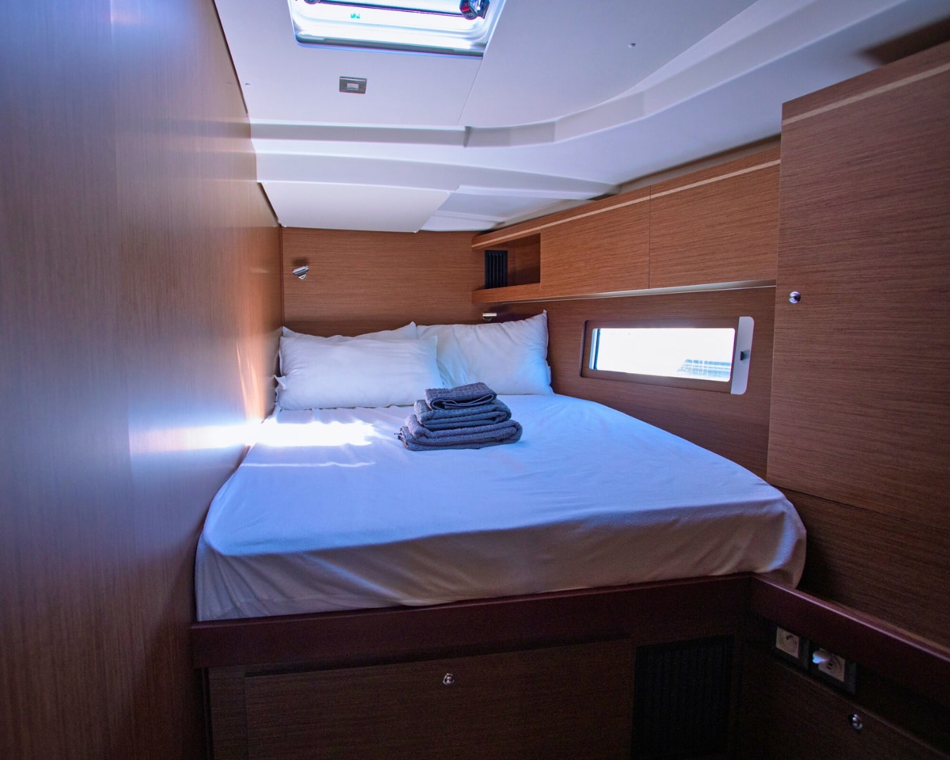 Oceanis 51.1 — photo 21