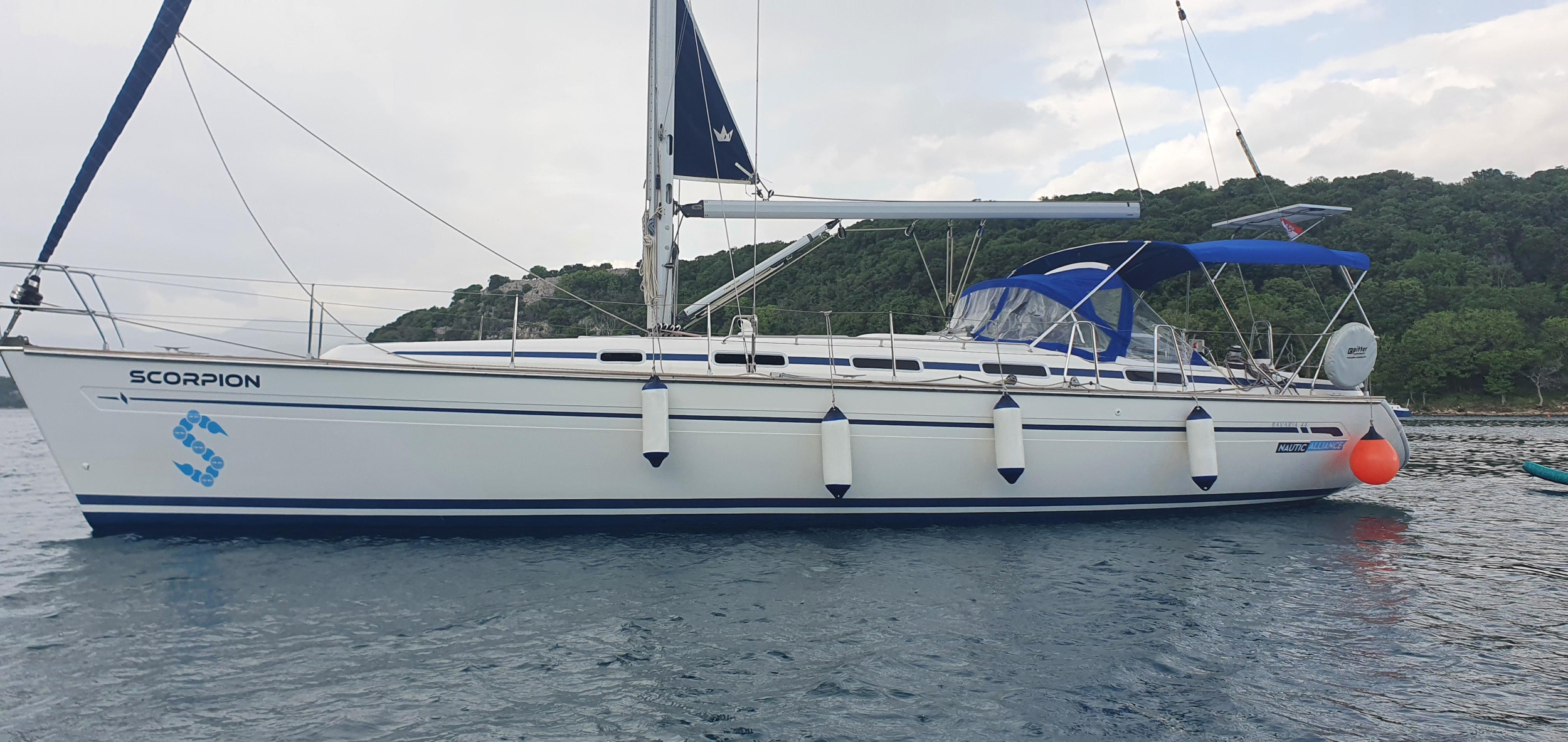 Bavaria 44 — photo 14