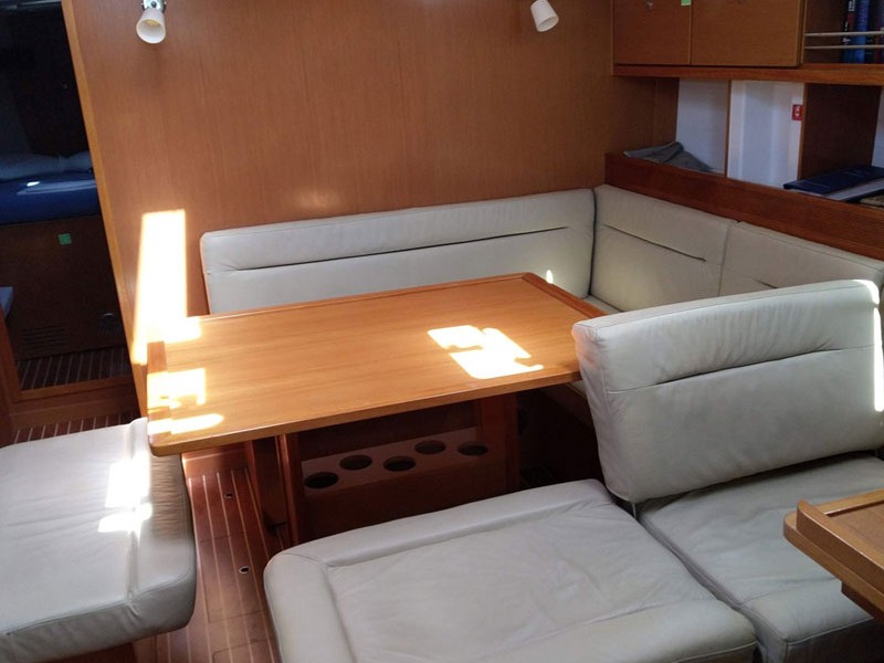 Bavaria 45 Cruiser — photo 9