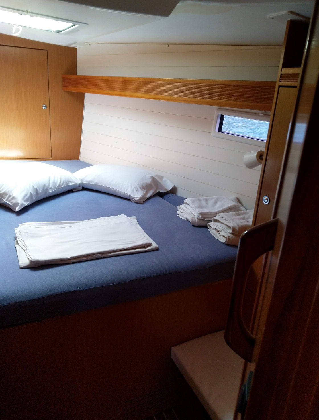 Bavaria 45 Cruiser — photo 8