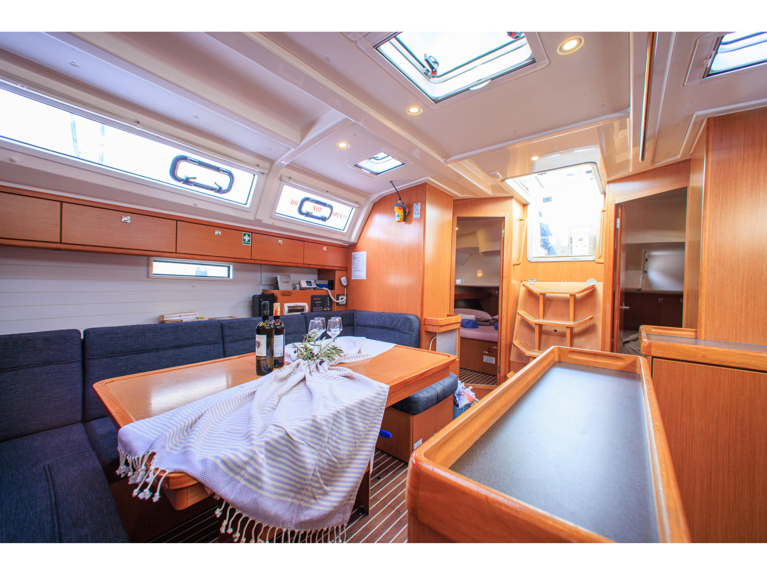 Bavaria Cruiser 46 — photo 8