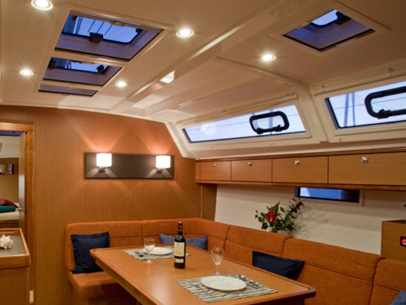 Bavaria 46 Cruiser — photo 11