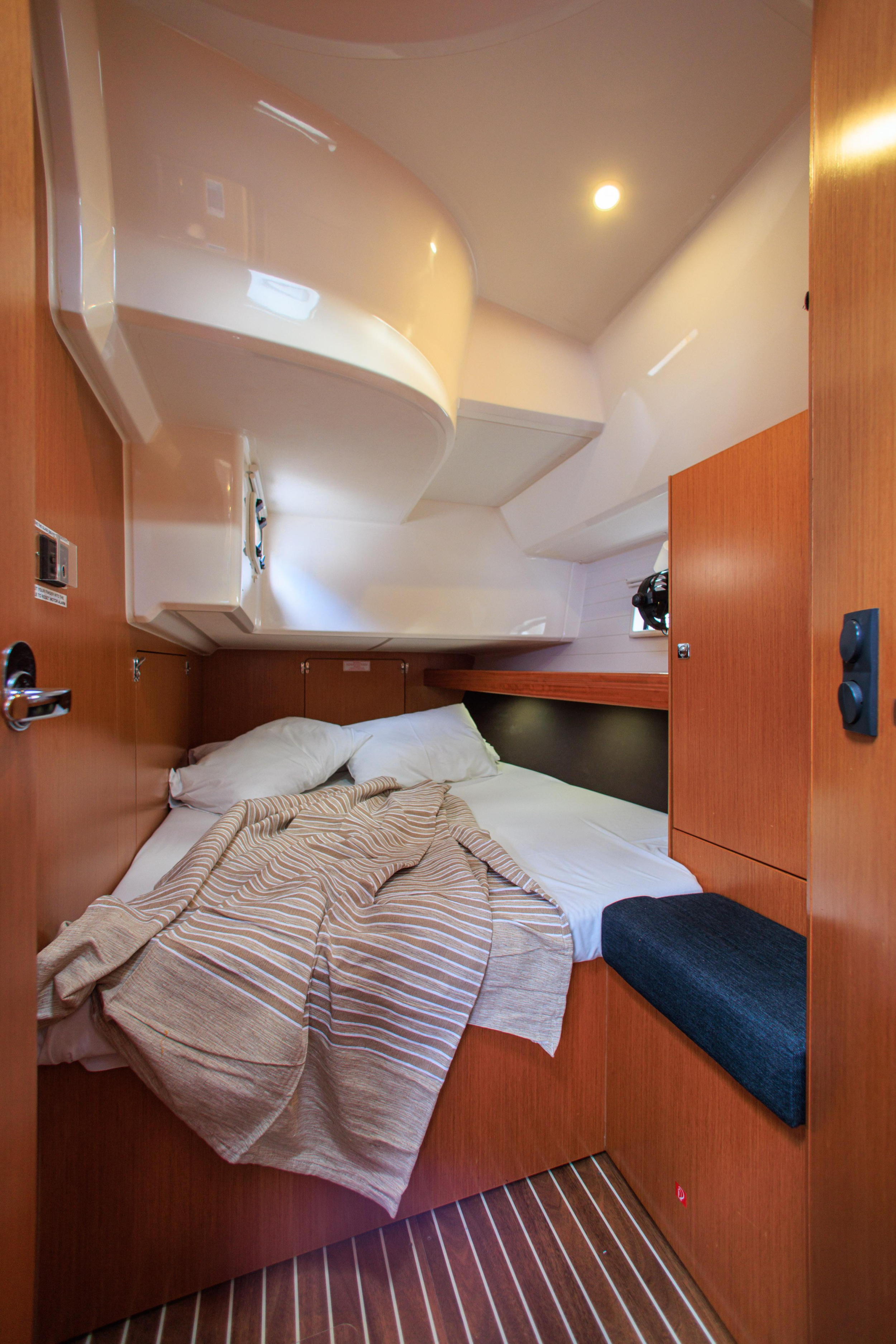Bavaria Cruiser 46 — photo 10
