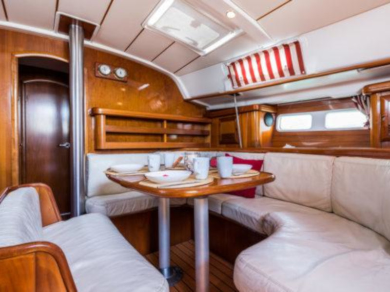 Oceanis 411 Clipper — photo 8