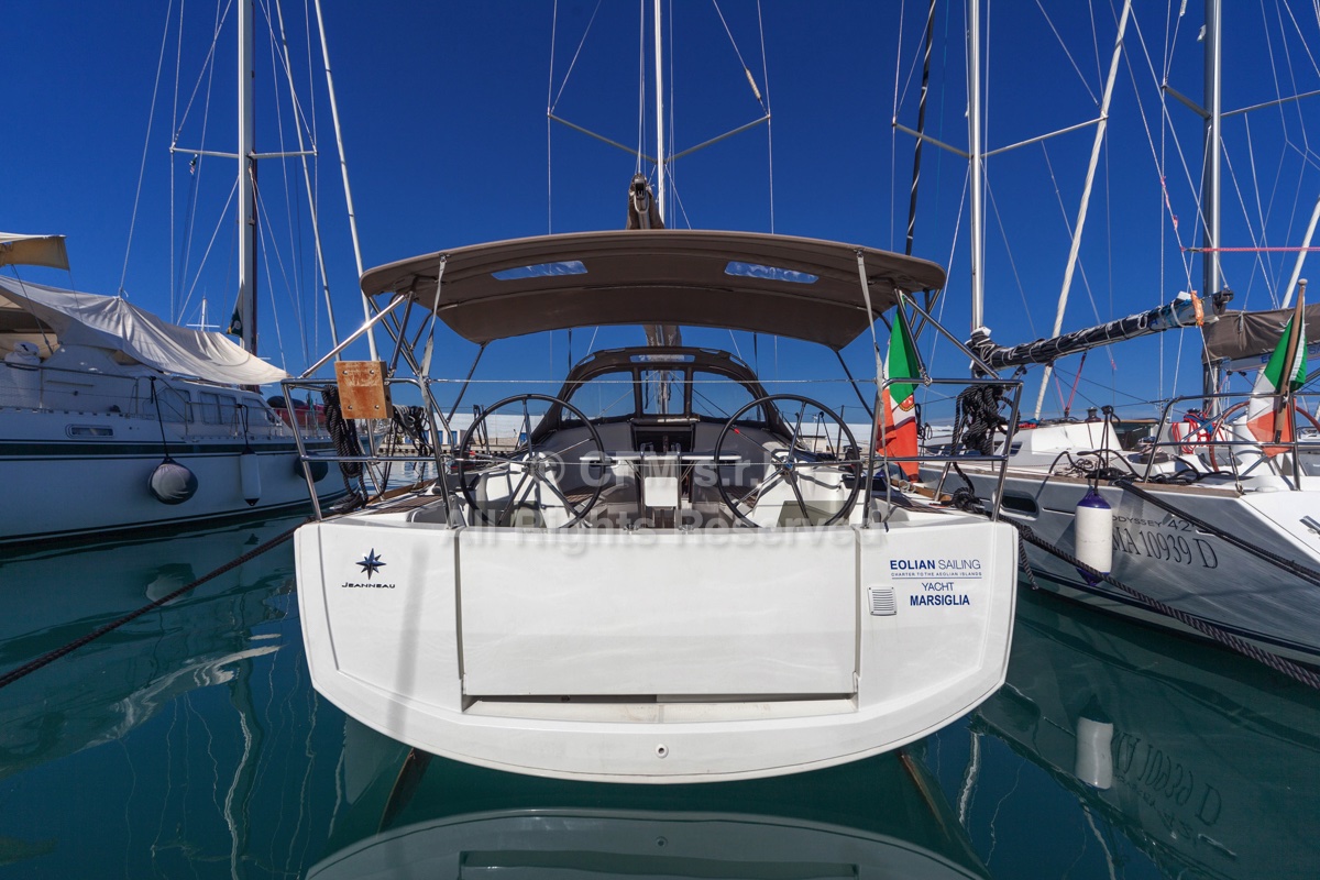 Sun Odyssey 349 — photo 2