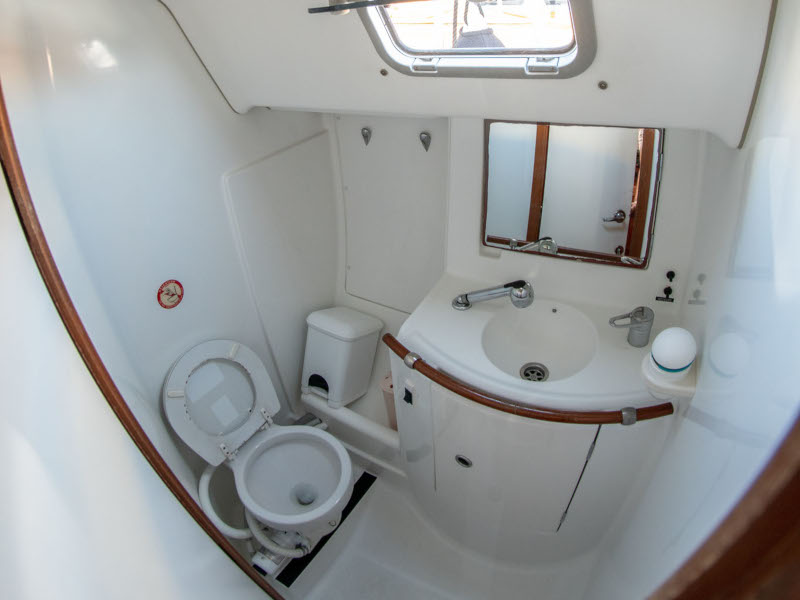 Oceanis 411 Clipper — photo 10