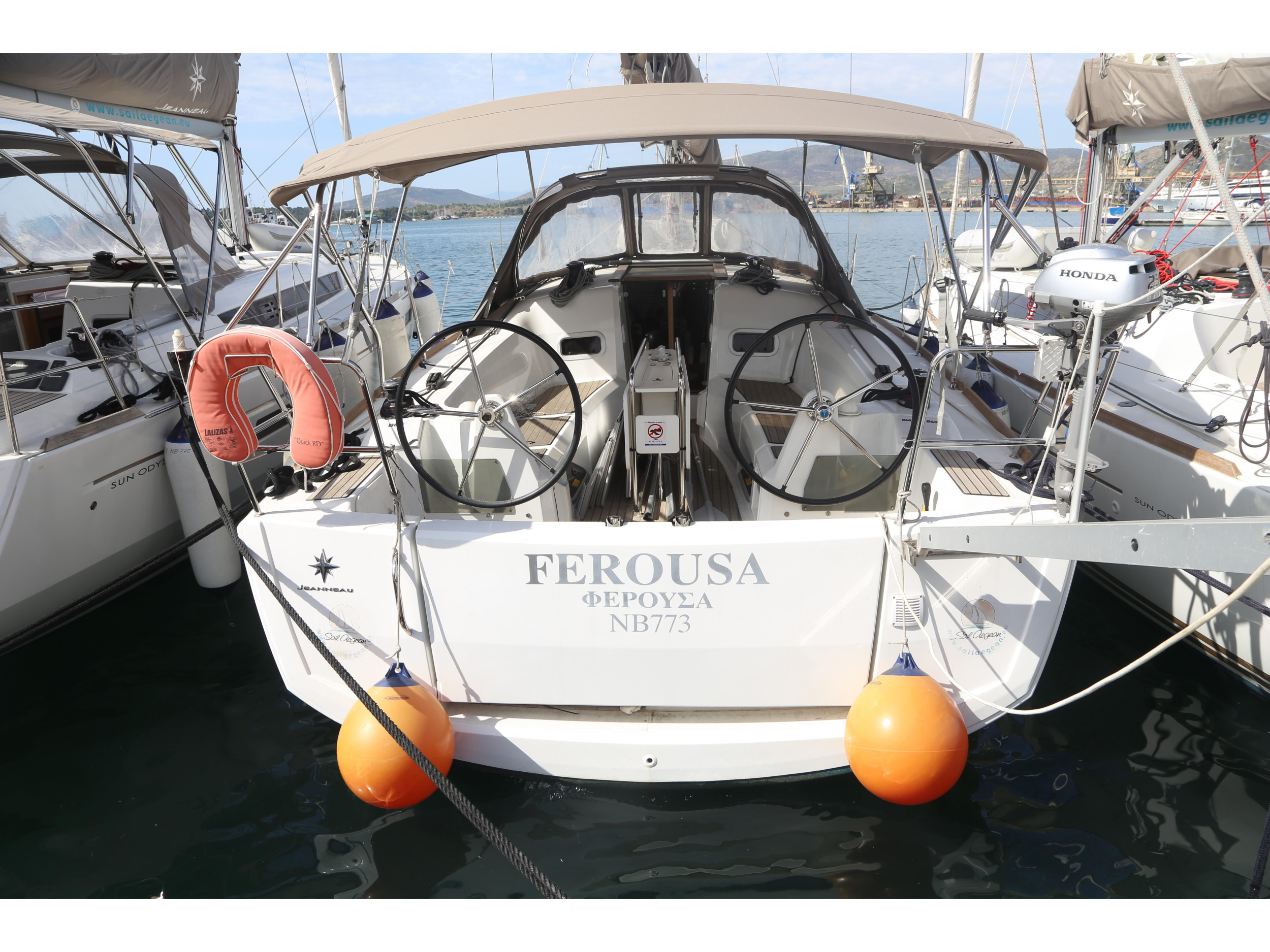 Sun Odyssey 349 — photo 1