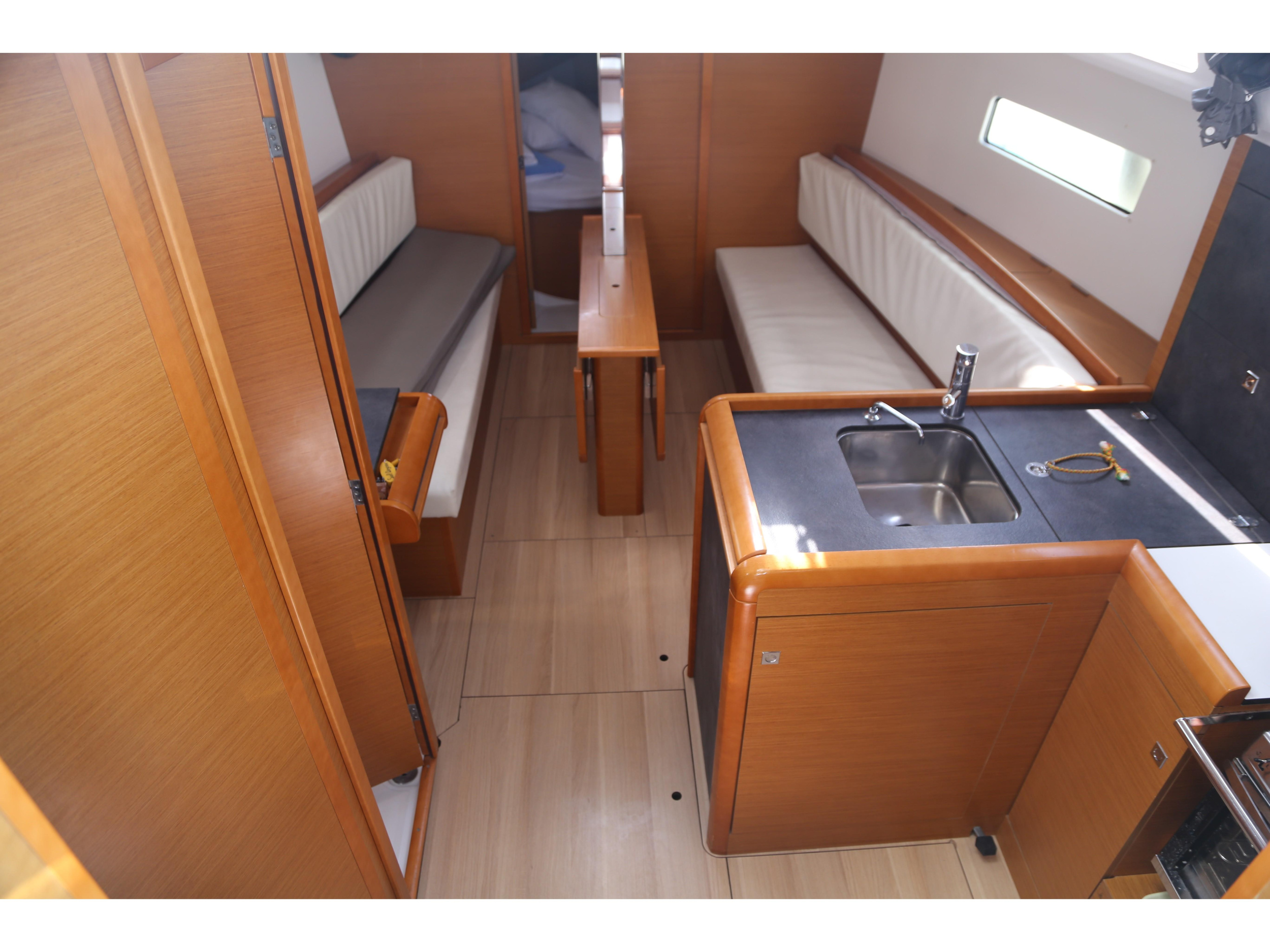 Sun Odyssey 349 — photo 12