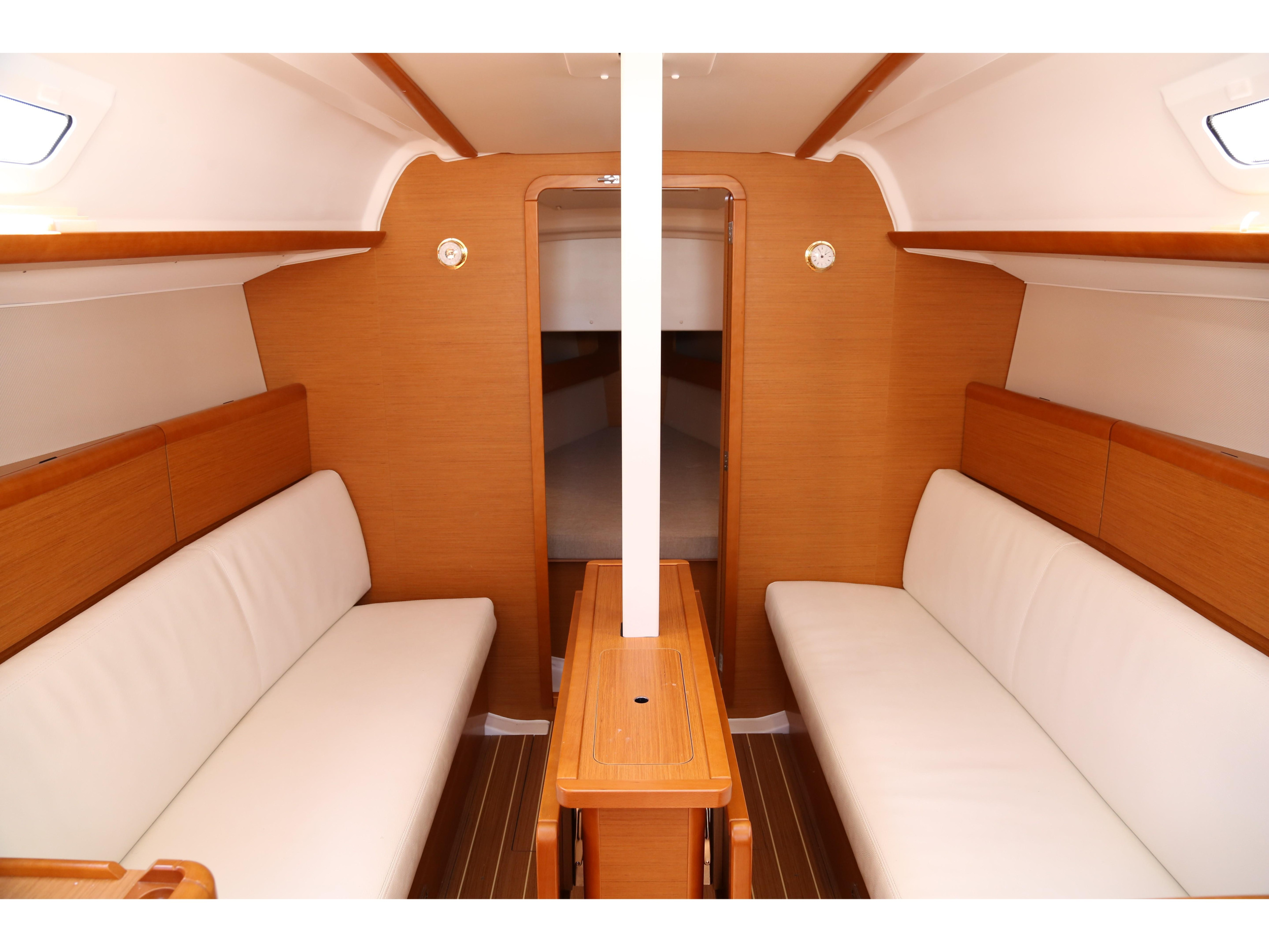 Sun Odyssey 33i — photo 9