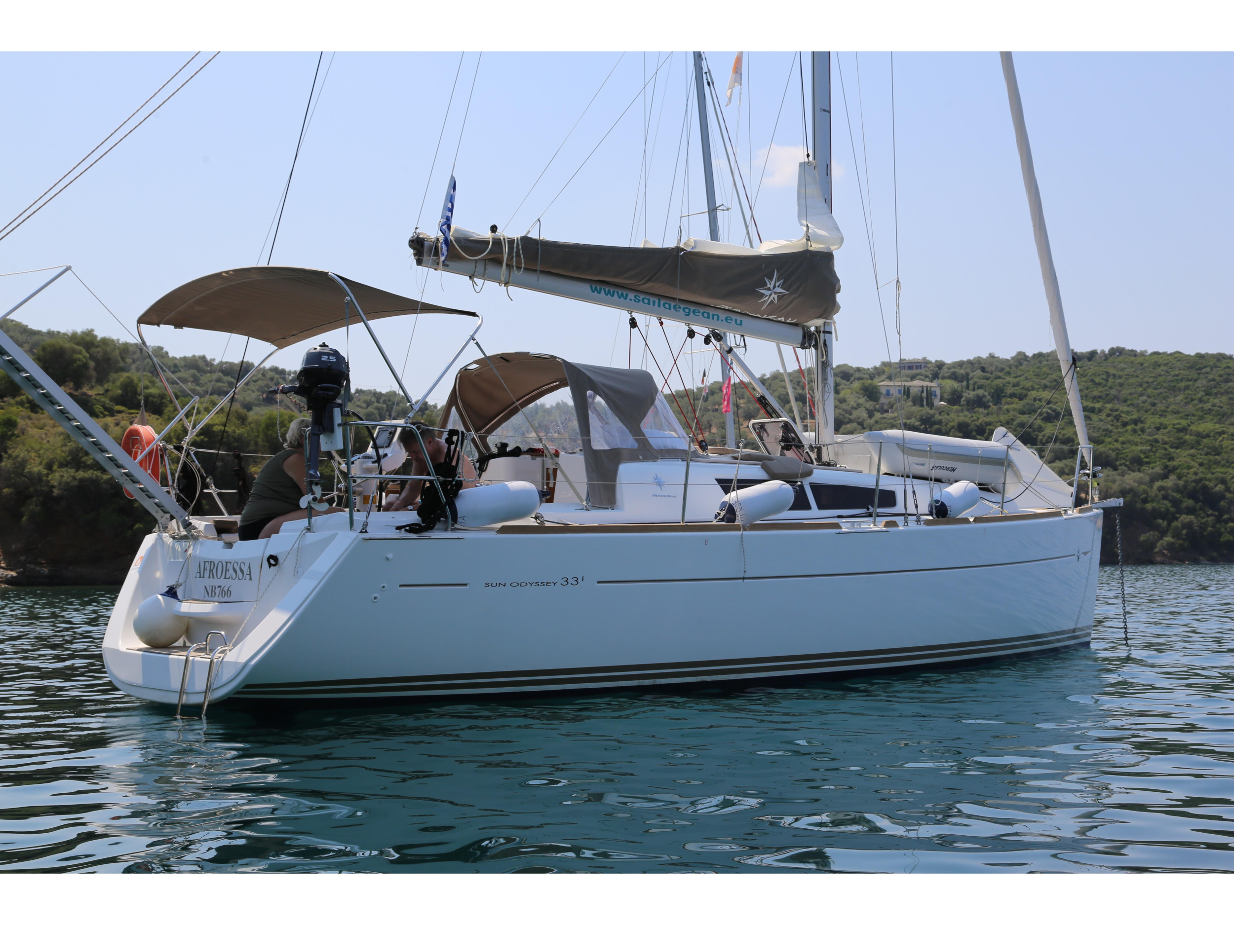 Sun Odyssey 33i — photo 1