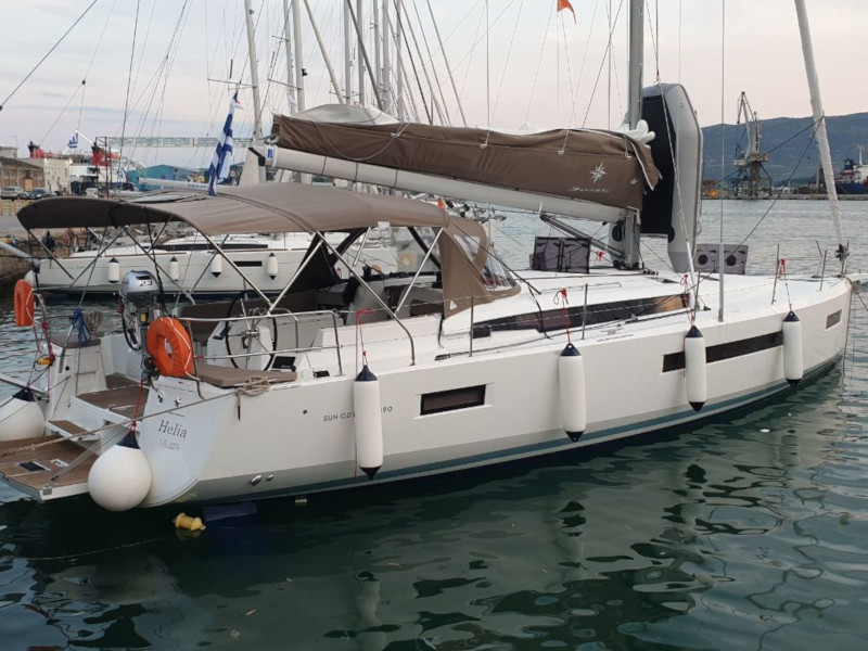 Sun Odyssey 490 — photo 1