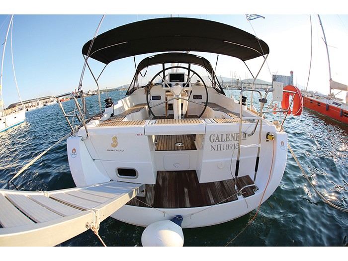 Oceanis 37 — photo 1