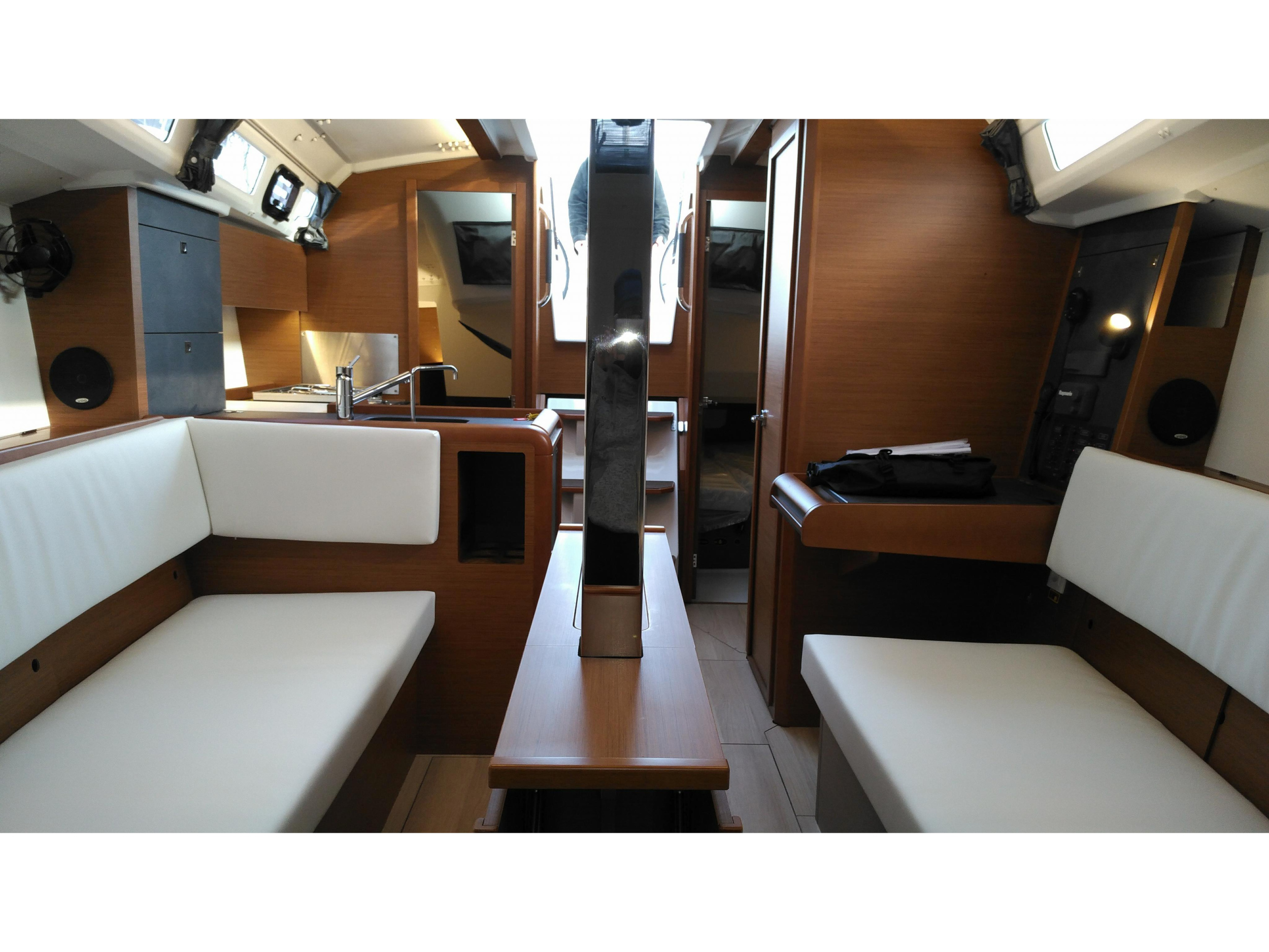 Sun Odyssey 349 — photo 7