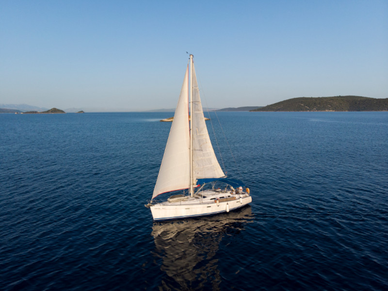 Oceanis 393 Clipper — photo 1